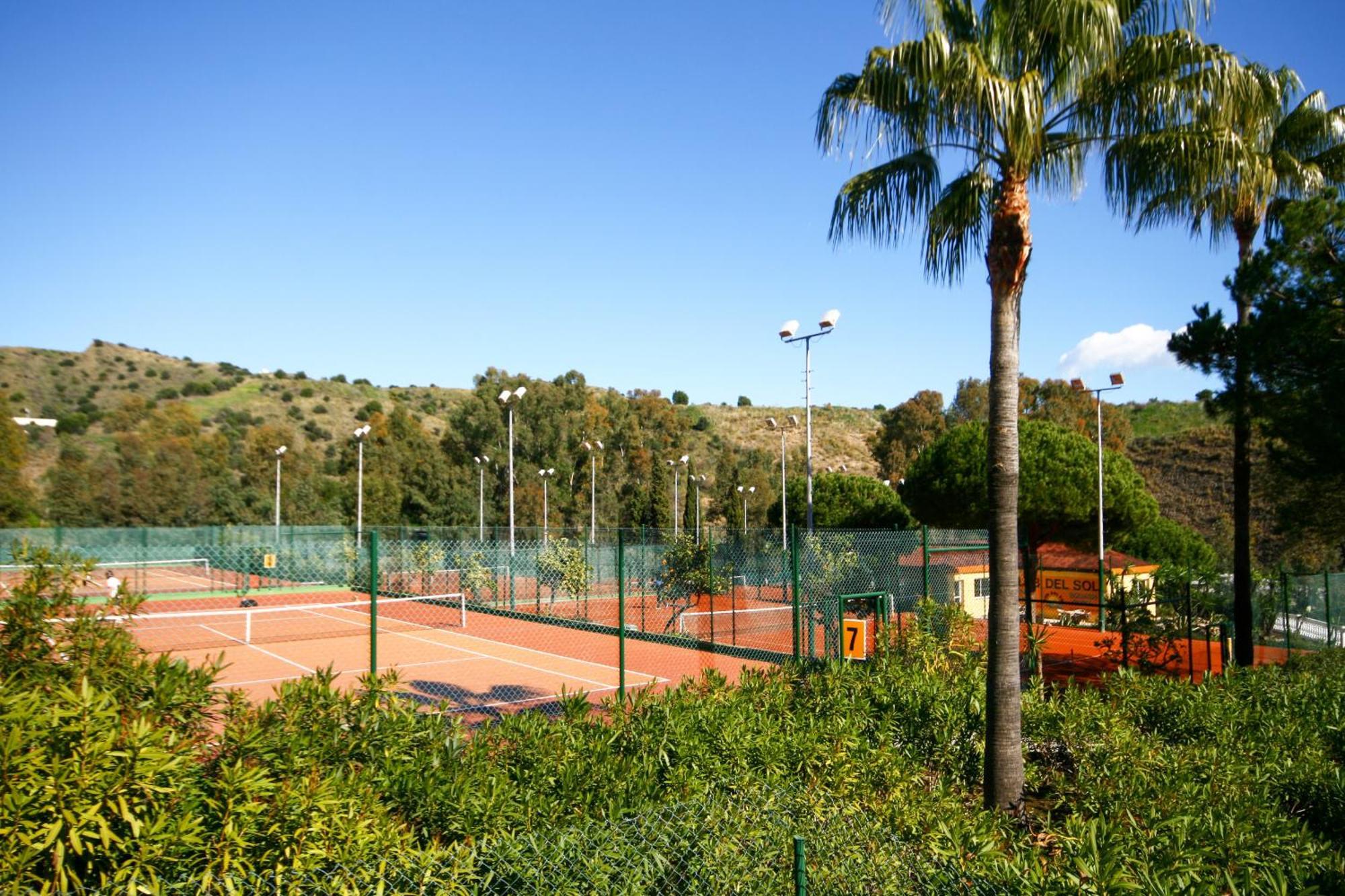 One Bedroom Apartment In Jardines De Calahonda MIJAS COSTA Dış mekan fotoğraf