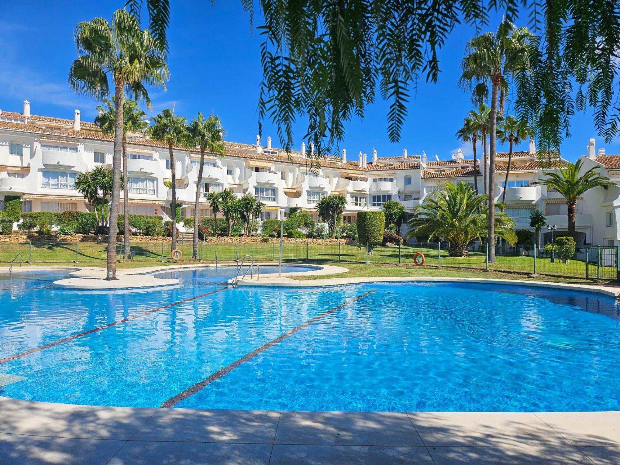 One Bedroom Apartment In Jardines De Calahonda MIJAS COSTA Dış mekan fotoğraf